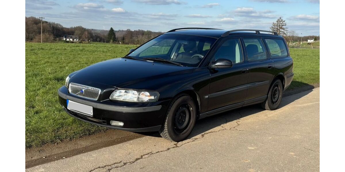 Volvo V70 328.618 km 2.600 &euro; Kürten 51515