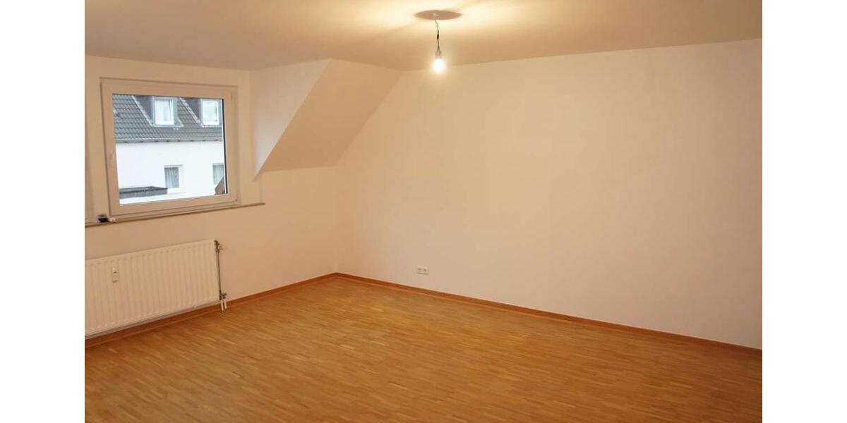 Dachgeschoßwohnung Leverkusen - 2 Zimmer, 55 m&sup2;, 950&euro; | Angebot:26688552