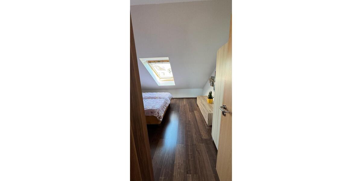 Reihenhaus Solingen Burg - 5 Zimmer, 140 m&sup2;, 450.000&euro; | Angebot:22109110