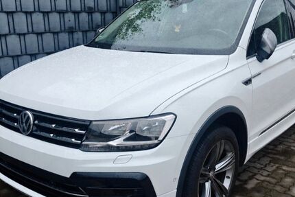 VW Tiguan Allspace 170.666 km 24.900 &euro; Grevenbroich 41517
