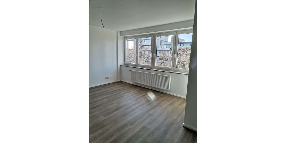 Etagenwohnung Düsseldorf Stadtmitte - 3 Zimmer, 68 m&sup2;, 1.060&euro; | Angebot:25874640