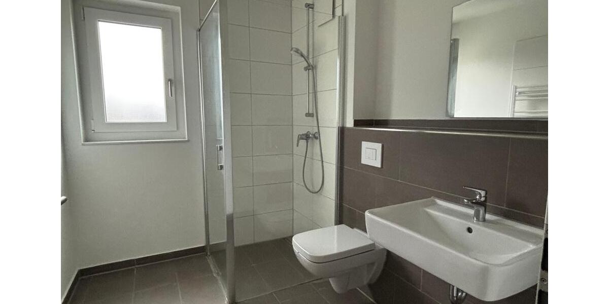 Dachgeschoßwohnung Köln Mülheim - 3 Zimmer, 105 m&sup2;, 1.695&euro; | Angebot:25905018