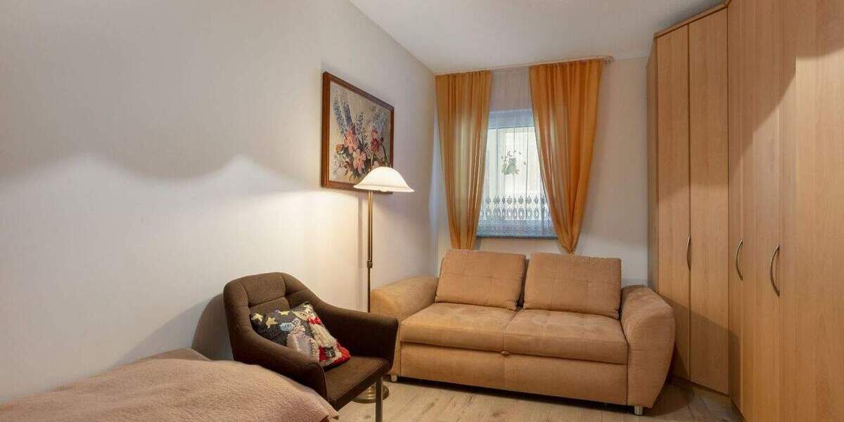 Etagenwohnung Kaarst Kaarst-Ost - 3 Zimmer, 95 m&sup2;, 299.000&euro; | Angebot:25686375