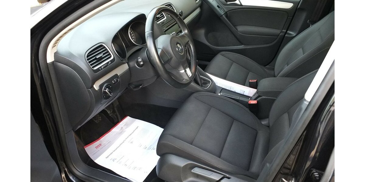 VW Golf 1.6TDi TEAM neuer ZAHNRIEMEN KLIMAAUTOMATIK 159.855 km 7.500 &euro; Köln 50858