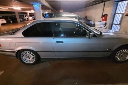 BMW 320 355.000 km 6.850 &euro; Berg 51427