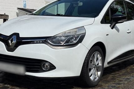 Renault Clio 111.012 km 6.100 &euro; Köln 50823