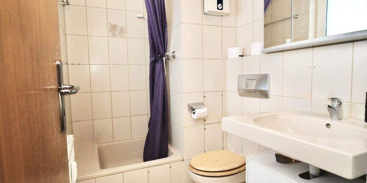 Etagenwohnung Neuss Rosellen - 4 Zimmer, 96 m&sup2;, 239.000&euro; | Angebot:25687337
