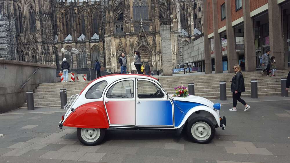 Citroen 2CV 91.000 km 16.500 &euro; Bergisch Gladbach 51427