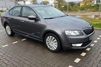 Skoda Octavia 223.100 km 4.795 &euro; Köln 50827