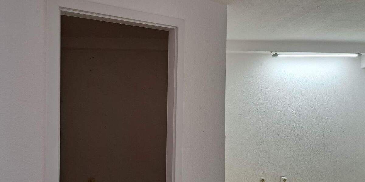 Gewerbeobjekt Ratingen Zentrum - 1 Zimmer, 126 m&sup2;, 1.200&euro; | Angebot:26713851