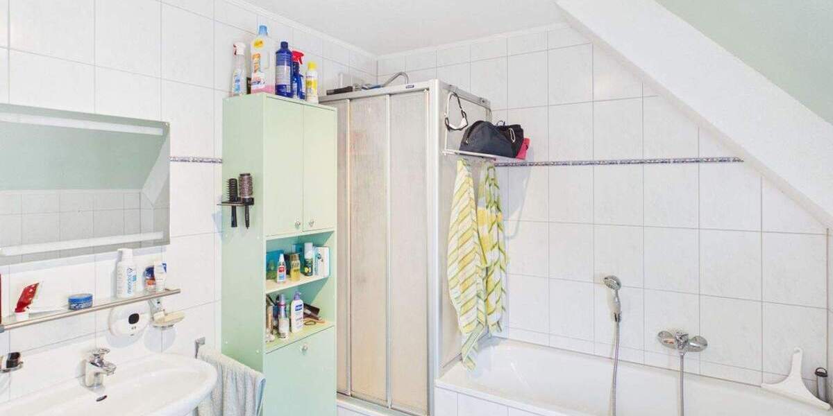 Doppelhaushälfte Solingen Burg - 6 Zimmer, 125 m&sup2;, 475.000&euro; | Angebot:25800879