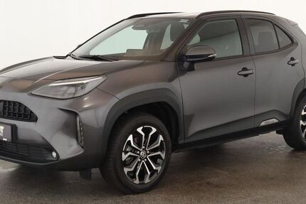 Toyota Yaris Cross 13.300 km 24.684 &euro; Düsseldorf 40233