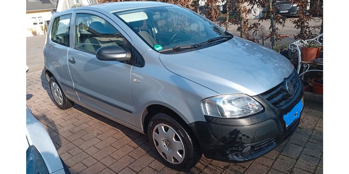VW Fox 98.000 km 1.750 &euro; Köln 50858