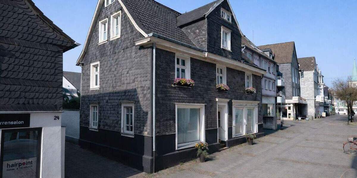 Mehrfamilienhaus, Wohnhaus Solingen / Wald Wald - 8 Zimmer, 140 m&sup2;, 299.000&euro; | Angebot:25836206