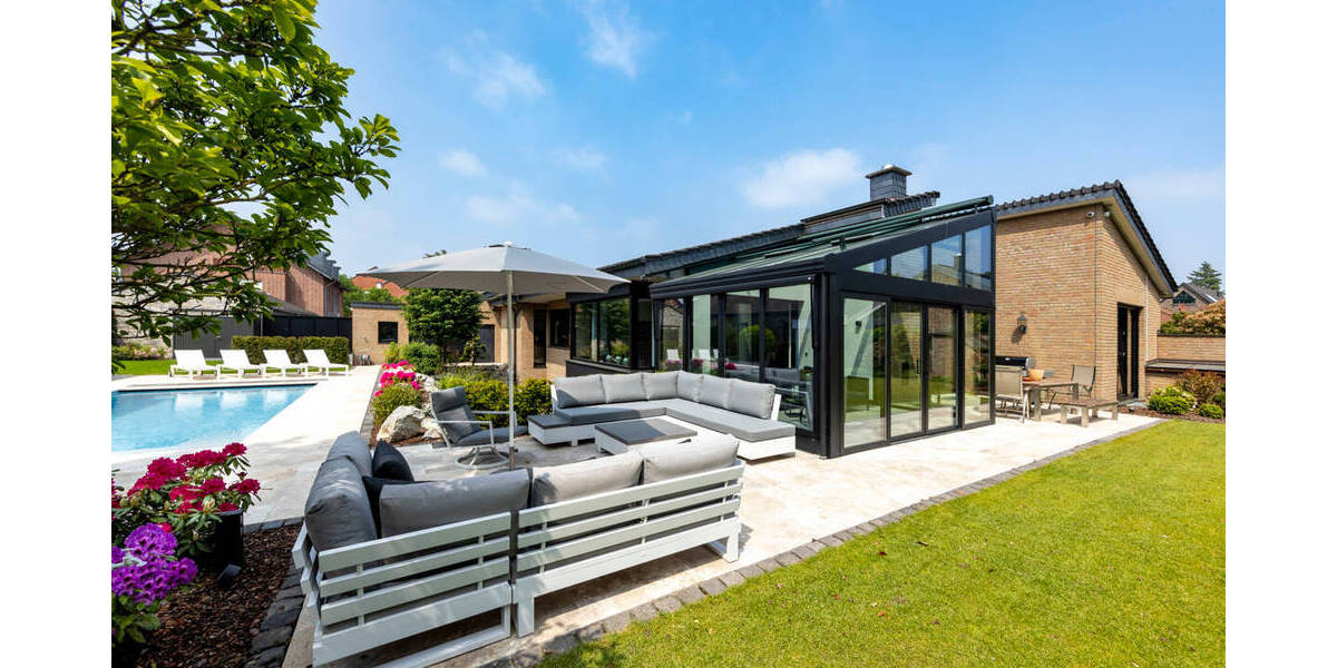 Bungalow Neuss Stadionviertel - 8 Zimmer, 242 m&sup2;, 2.400.000&euro; | Angebot:26585137