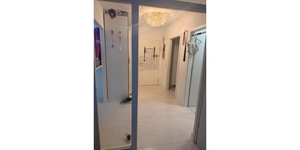 Erdgeschoßwohnung Hilden - 3 Zimmer, 104 m&sup2;, 1.550&euro; | Angebot:26675435