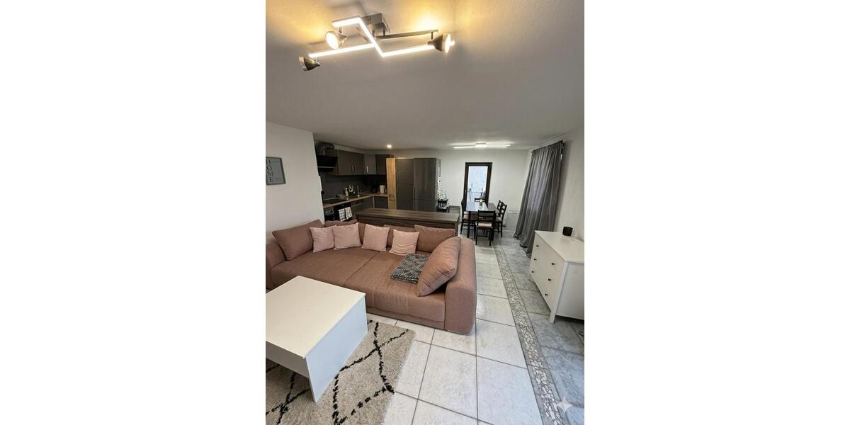 Etagenwohnung Grevenbroich - 3 Zimmer, 74 m&sup2;, 950&euro; | Angebot:26003685