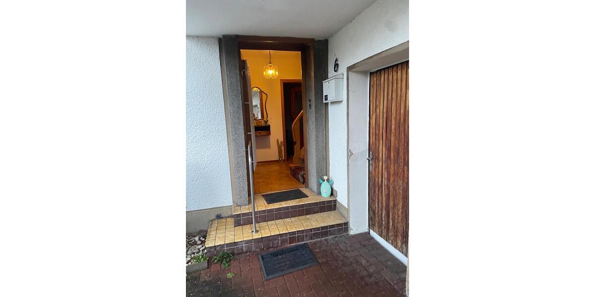 Einfamilienhaus Köln Rodenkirchen - 5 Zimmer, 130 m&sup2;, 2.000&euro; | Angebot:25993228