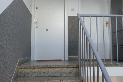 Wohnung Köln Kalk - 3 Zimmer, 45 m&sup2;, 700&euro; | Angebot:25340193