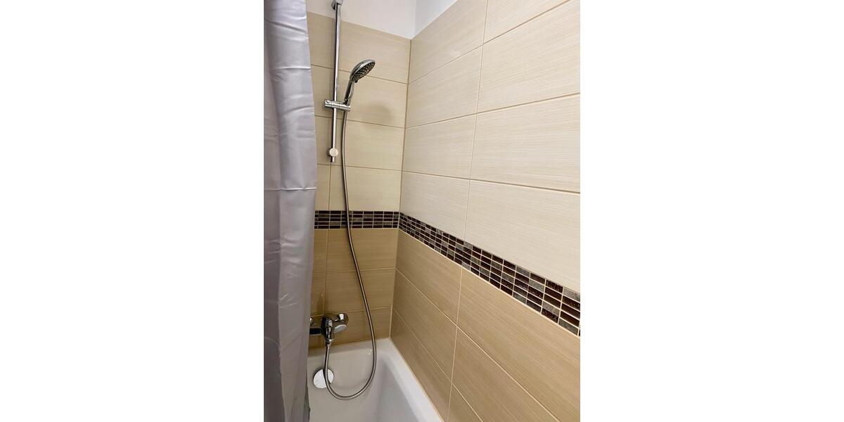 Erdgeschoßwohnung Düsseldorf Lörick - 2 Zimmer, 57 m&sup2;, 1.600&euro; | Angebot:26699413