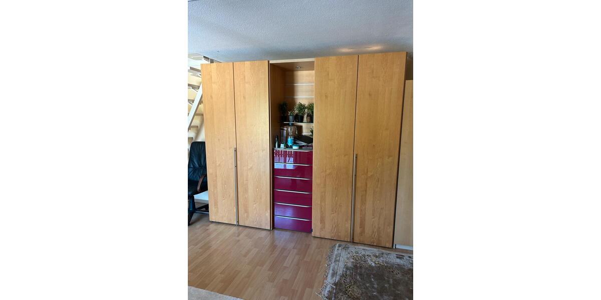 Dachgeschoßwohnung Neuss Augustinusviertel - 1 Zimmer, 40 m&sup2;, 800&euro; | Angebot:26677974