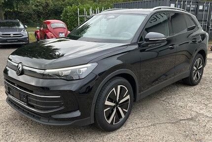 VW Tiguan 10.180 km 41.550 &euro; Düsseldorf 40472