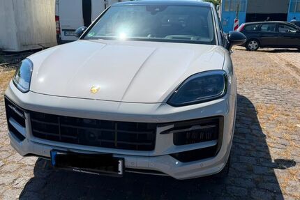 Porsche Cayenne 29.880 km 124.950 &euro; Köln 51107