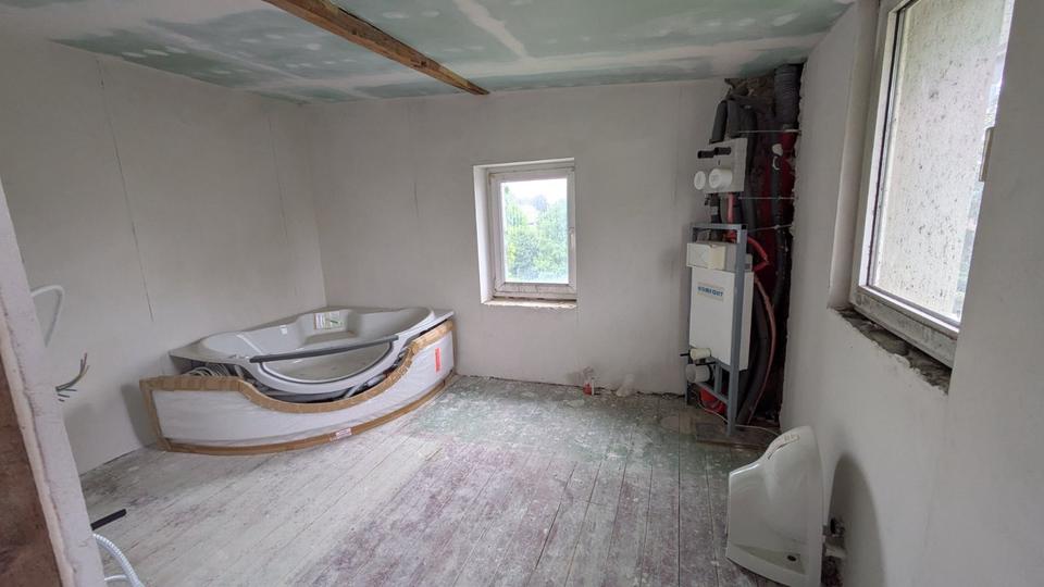 Mehrfamilienhaus, Wohnhaus Jüchen - 22 Zimmer, 450 m&sup2;, 425.000&euro; | Angebot:24382961