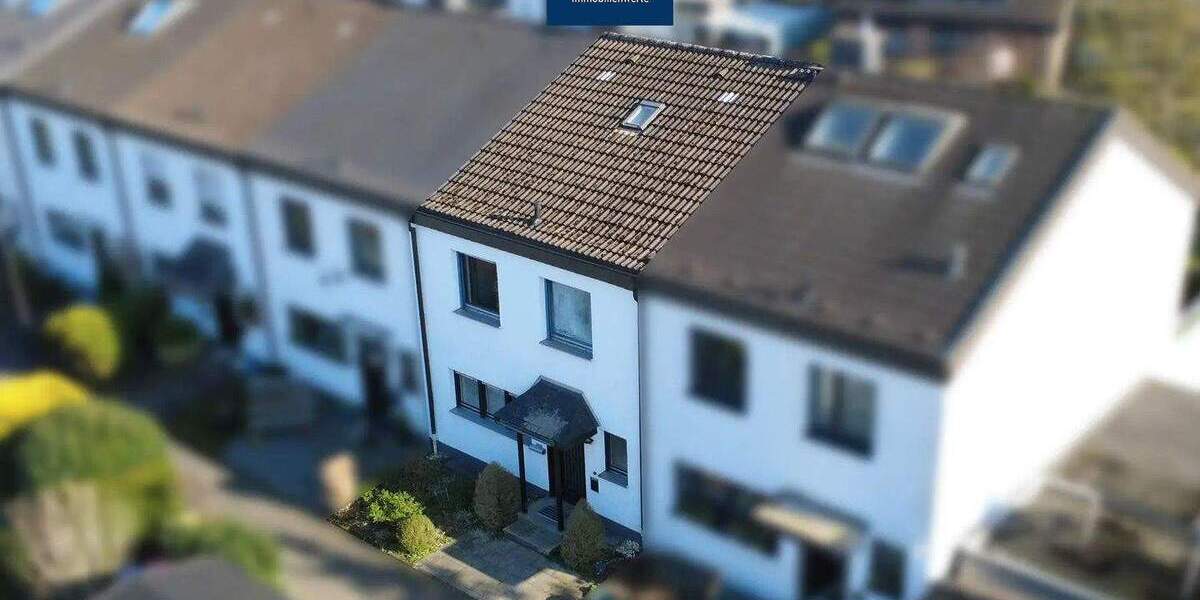 Reihenmittelhaus Langenfeld (Rheinland) Richrath - 5 Zimmer, 99 m&sup2;, 335.000&euro; | Angebot:25879141