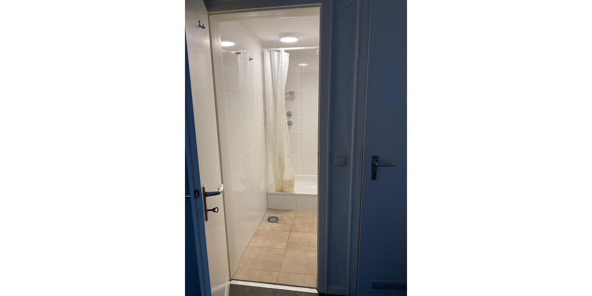 Dachgeschoßwohnung Köln Lindenthal - 1 Zimmer, 15 m&sup2;, 430&euro; | Angebot:26033837