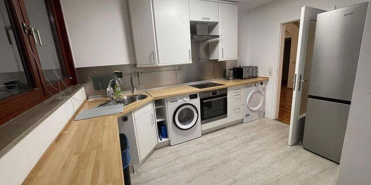 Etagenwohnung Düsseldorf Unterbach - 4 Zimmer, 99 m&sup2;, 2.400&euro; | Angebot:25659177