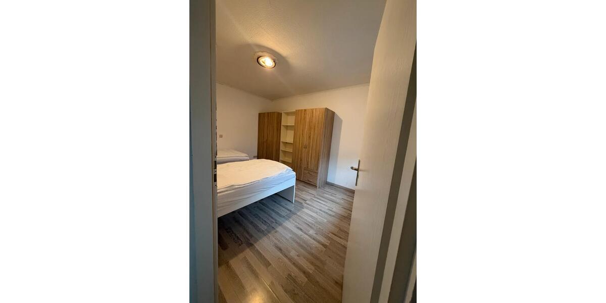 Etagenwohnung Hürth - 2 Zimmer, 60 m&sup2;, 2.500&euro; | Angebot:25861509