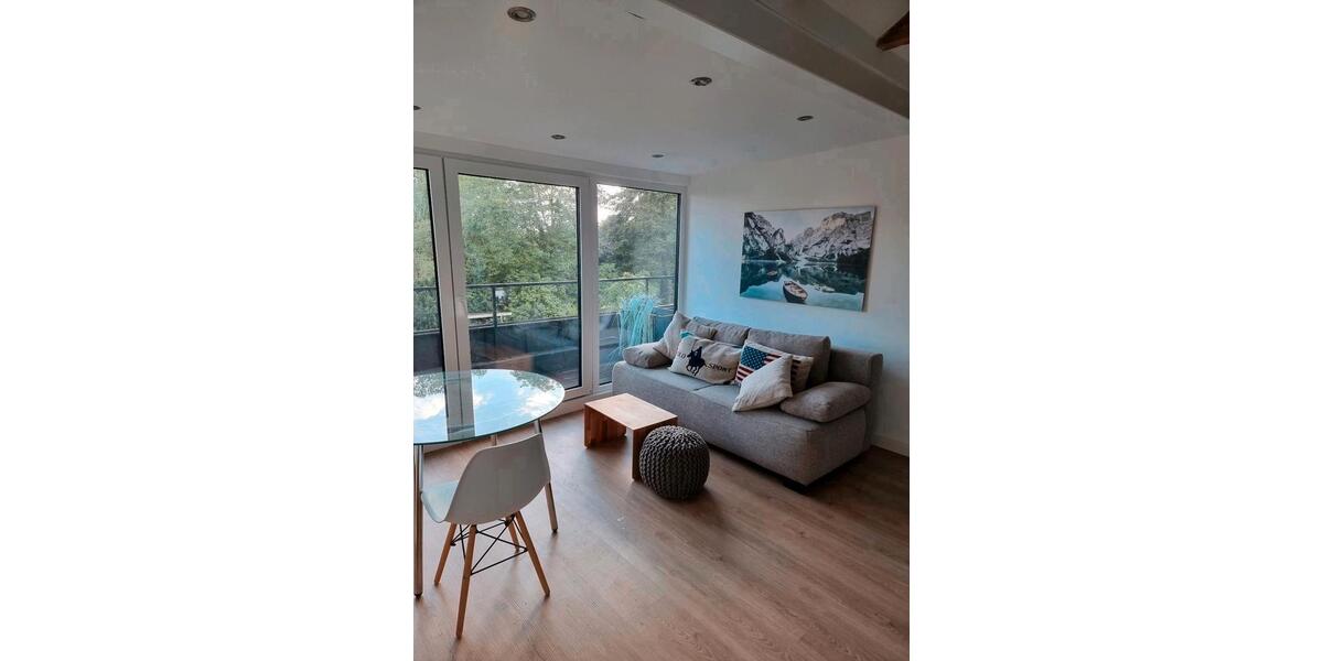 Dachgeschoßwohnung Düsseldorf Stadtbezirk 7 - 2 Zimmer, 39 m&sup2;, 730&euro; | Angebot:25934351