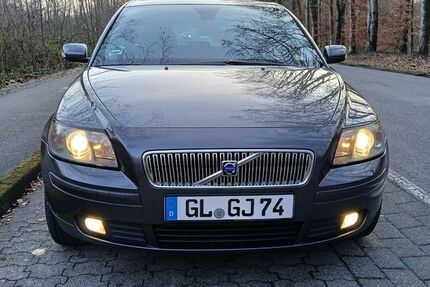 Volvo V50 241.500 km 3.300 &euro; Odenthal-Neschen 51519