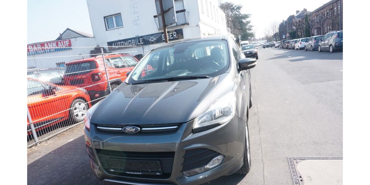 Ford Kuga 198.000 km 6.999 &euro; Köln 51143