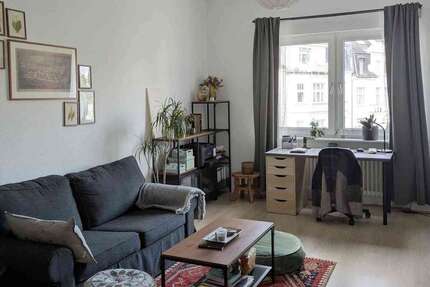 Wohnung Köln Mülheim - 2 Zimmer, 45 m&sup2;, 229.000&euro; | Angebot:24702353