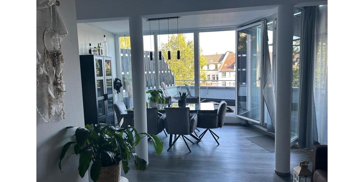 Terrassenwohnung Solingen Mitte - 2 Zimmer, 90 m&sup2;, 1.500&euro; | Angebot:24398819