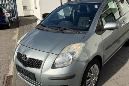 Toyota Yaris 77.000 km 2.480 &euro; Hürth bei Köln 50354