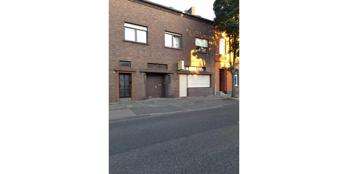 Einfamilienhaus Grevenbroich - 6 Zimmer, 126 m&sup2;, 1.200&euro; | Angebot:26682762