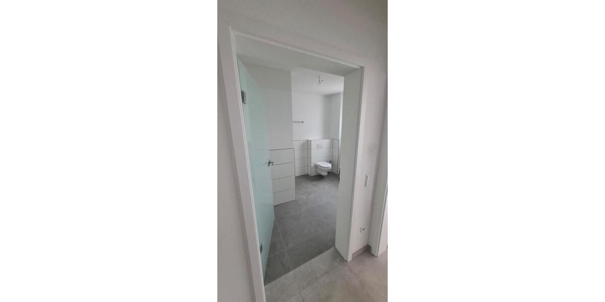 Etagenwohnung Grevenbroich Neuenhausen - 3.5 Zimmer, 87 m&sup2;, 1.750&euro; | Angebot:25418927