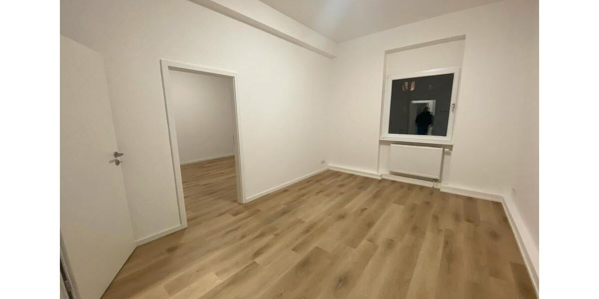 Etagenwohnung Köln Mülheim - 3 Zimmer, 90 m&sup2;, 1.500&euro; | Angebot:25310067