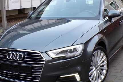 Audi A3 200.000 km 12.940 &euro; Düsseldorf 40468