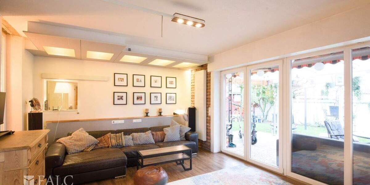 Bungalow Wermelskirchen - 4 Zimmer, 118 m&sup2;, 395.000&euro; | Angebot:25696532