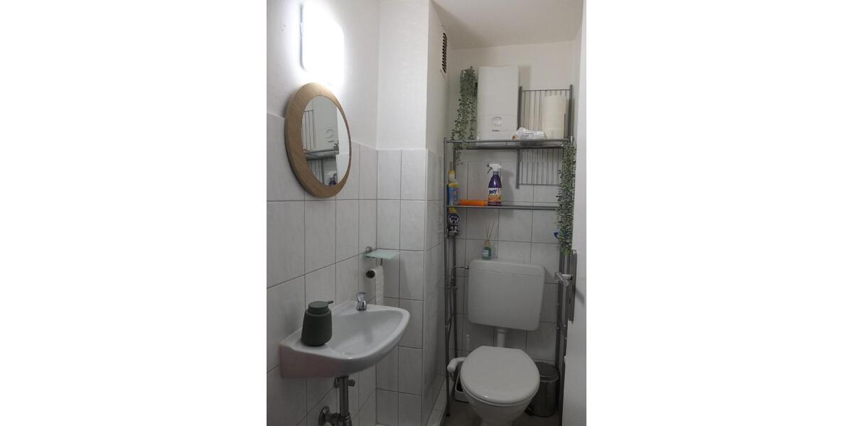 Dachgeschoßwohnung Solingen Central - 3 Zimmer, 70 m&sup2;, 630&euro; | Angebot:25539384