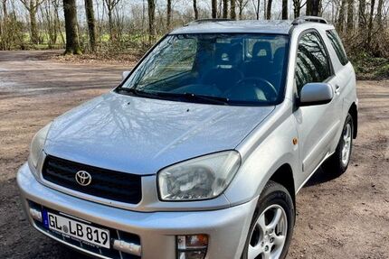 Toyota RAV 4 177.500 km 2.900 &euro; Burscheid 51399