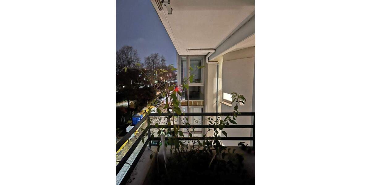 Etagenwohnung Düsseldorf Golzheim - 1 Zimmer, 48 m&sup2;, 299.000&euro; | Angebot:25695097