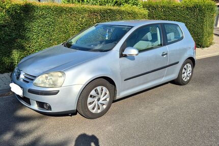 VW Golf 179.000 km 1.950 &euro; Grevenbroich 41517