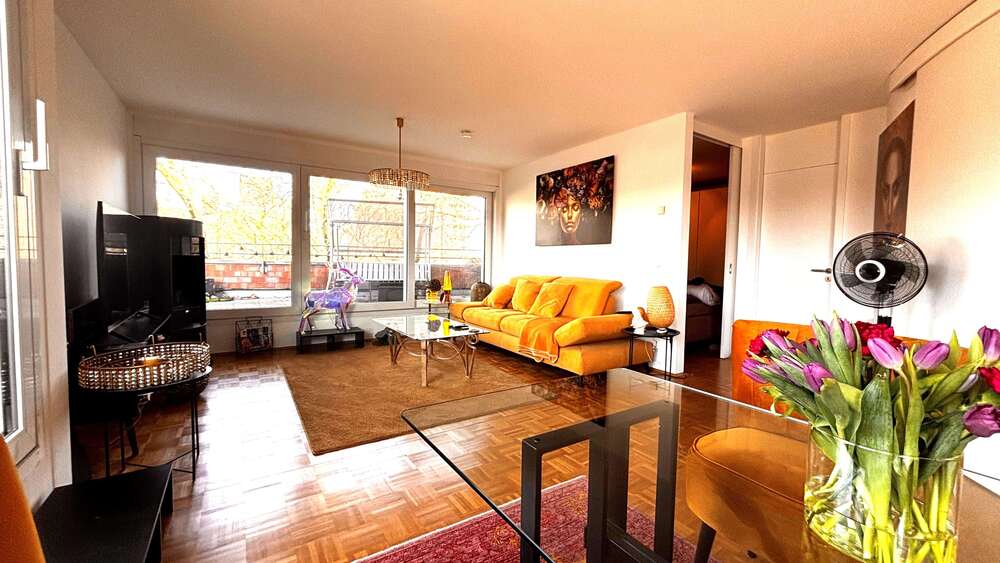 Etagenwohnung Düsseldorf Oberkassel - 2 Zimmer, 104 m&sup2;, 1.565&euro; | Angebot:25988425