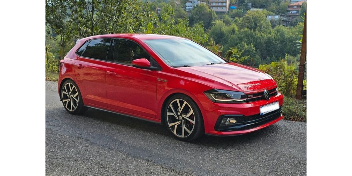 VW Polo 99.000 km 16.700 &euro; Köln 51149