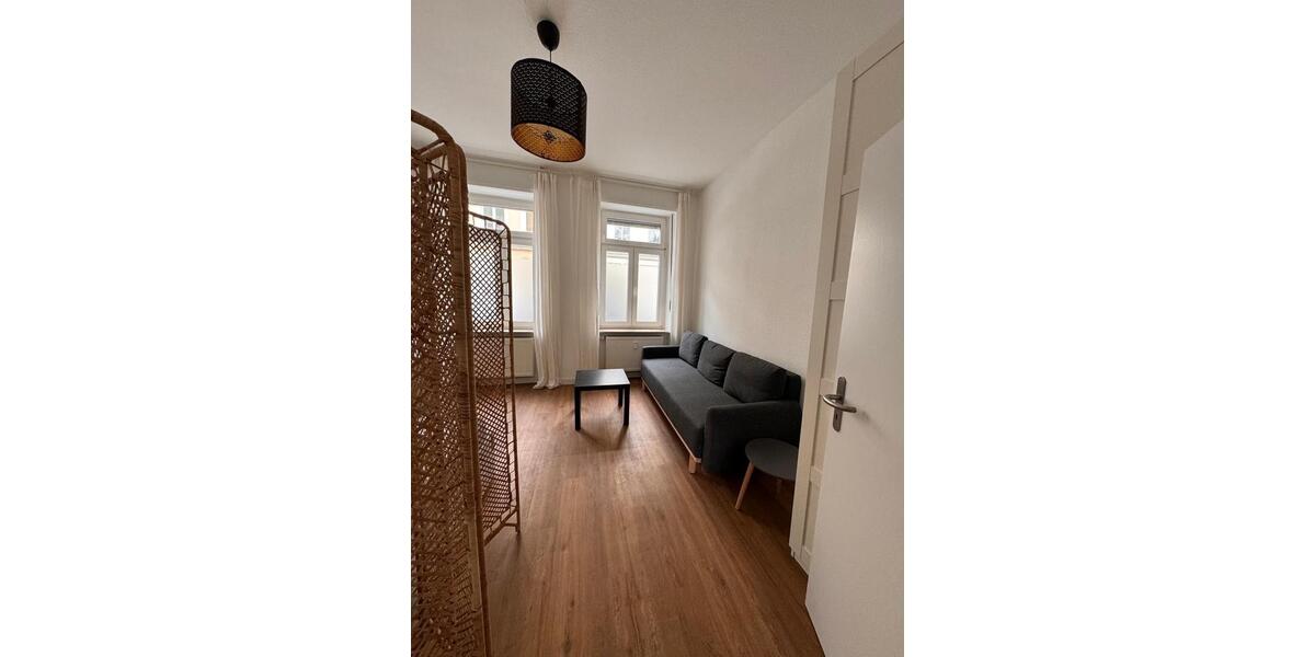 Erdgeschoßwohnung Köln Ehrenfeld - 1 Zimmer, 42 m&sup2;, 1.390&euro; | Angebot:25921605